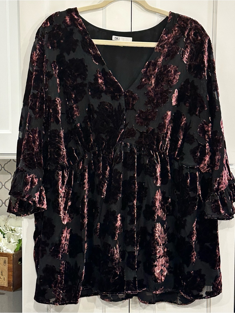 DR2 Velvet Burnout Floral Blouse Top 2X Black Burgundy Dark Romantic Whimsigoth